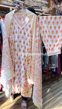 Load image into Gallery viewer, Printed Cream Dress