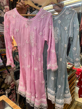 Load image into Gallery viewer, Muslin Short Kurti
