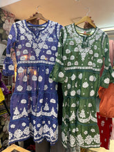Load image into Gallery viewer, Soft chanderi Short Kurti
